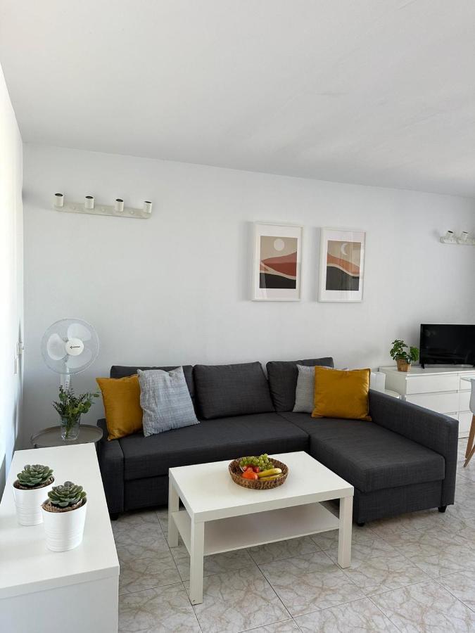 Pool View Apartment Primavera Arona  Buitenkant foto