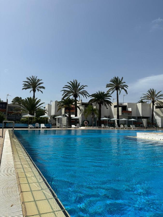 Pool View Apartment Primavera Arona  Buitenkant foto